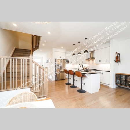 3 bedrooms apartment for rent in Rothwell Heights - East Ottawa, Ottawa