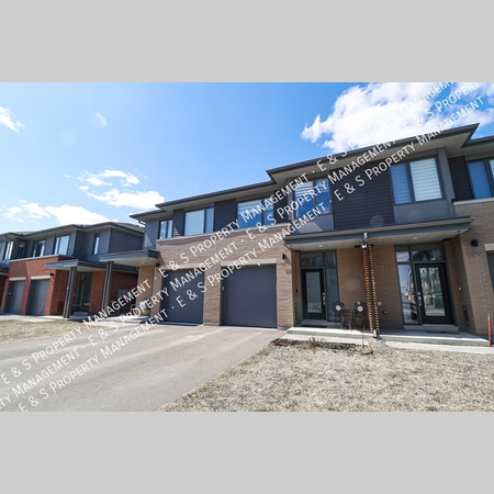 3 bedrooms apartment for rent in Rothwell Heights - East Ottawa, Ottawa
