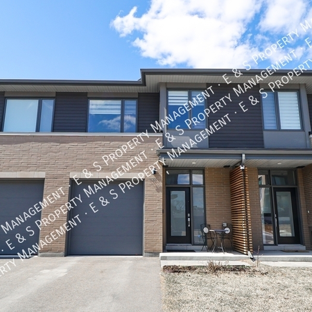 3 bedrooms apartment for rent in Rothwell Heights - East Ottawa, Ottawa