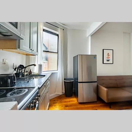 Coliving in East Village - Manhattan, New York