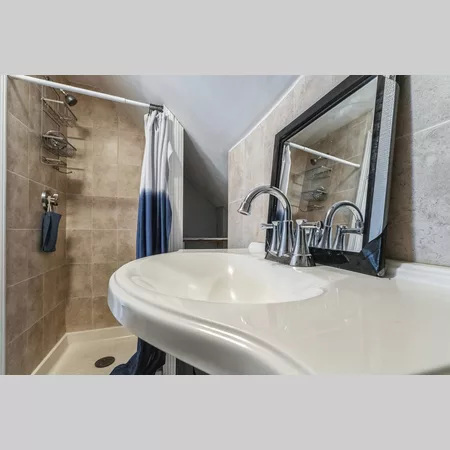 Coliving in Ward Two - Somerville, Boston
