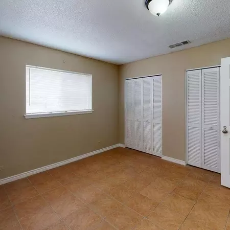 Coliving in Inner West Side - West SATX, San Antonio