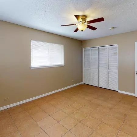 Coliving in Inner West Side - West SATX, San Antonio