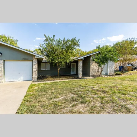Coliving in North Austin Civic Association - North Austin, Austin