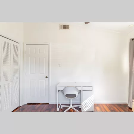 Coliving in North Austin Civic Association - North Austin, Austin