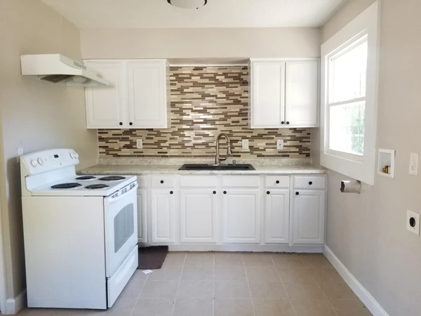 3 bedrooms apartment for rent in East Side - KCMO, Kansas City