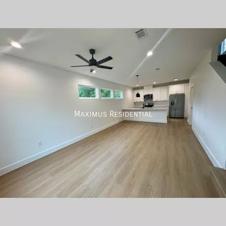 2 bedrooms apartment for rent in Windsor Park - East Austin, Austin