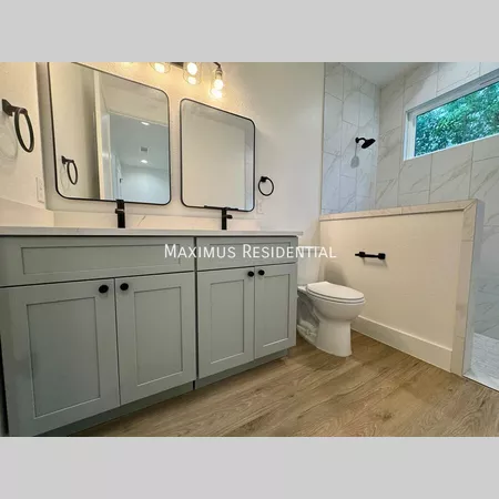 2 bedrooms apartment for rent in Windsor Park - East Austin, Austin