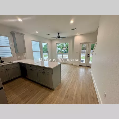 2 bedrooms apartment for rent in Windsor Park - East Austin, Austin