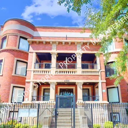 3 bedrooms apartment for rent in Grand Boulevard - South Side, Chicago