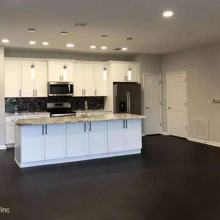 2 bedrooms apartment for rent in Deerwood - Southside, Jacksonville