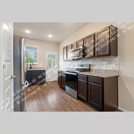 3 bedrooms apartment for rent in South Southwest - South SATX, San Antonio
