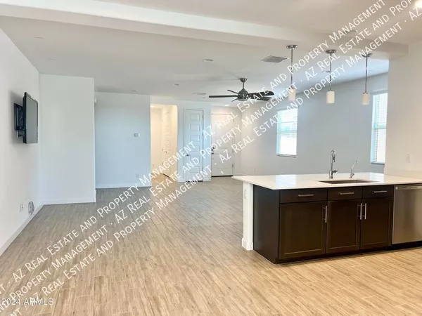 4 bedrooms apartment for rent in North Gateway - Phoenix, Phoenix