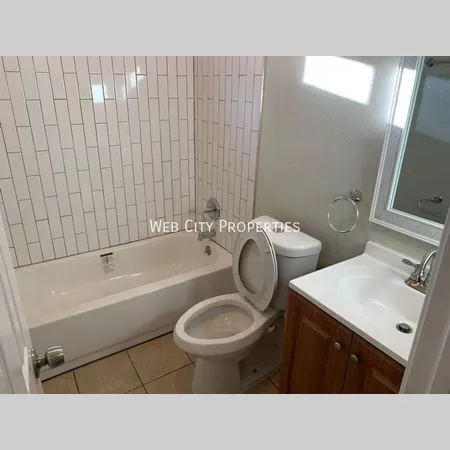 3 bedrooms apartment for rent in Cedar Crest - Se Dallas, Dallas