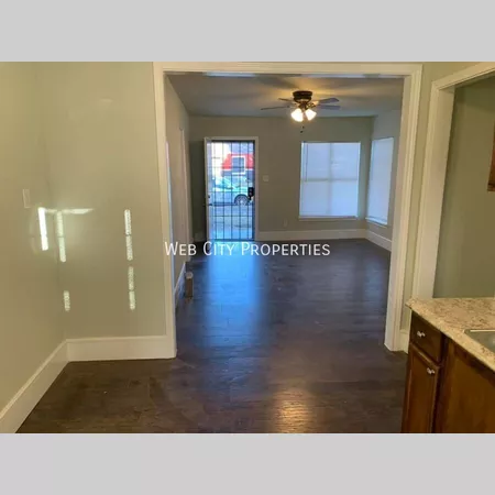 3 bedrooms apartment for rent in Cedar Crest - Se Dallas, Dallas