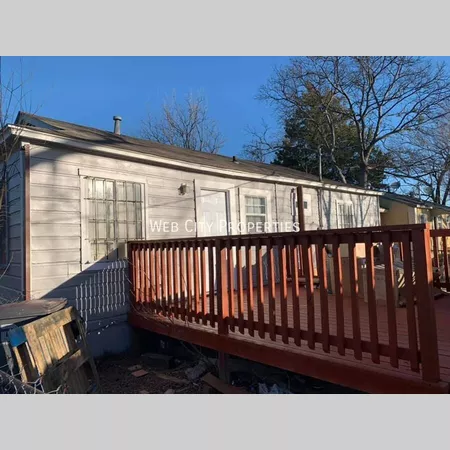 3 bedrooms apartment for rent in Cedar Crest - Se Dallas, Dallas