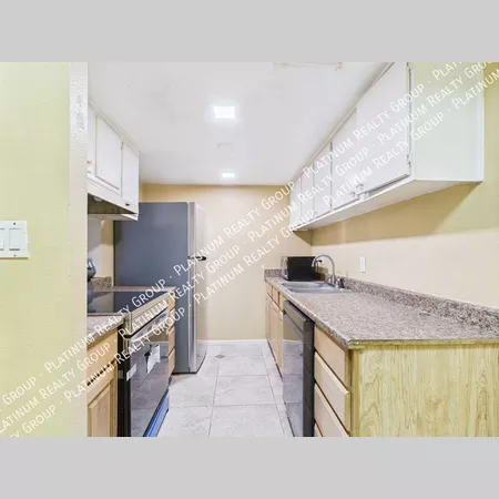 2 bedrooms apartment for rent in Maryvale - Phoenix, Phoenix