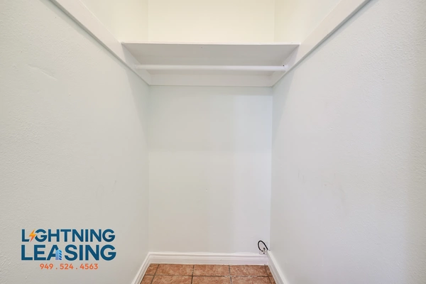 Studio Apartment for rent in Harvard Heights - Central Los Angeles, Los Angeles