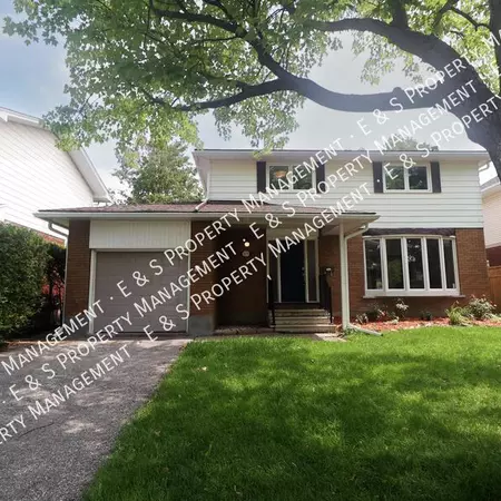 4 bedrooms apartment for rent in Elmvale Acres - East Ottawa, Ottawa
