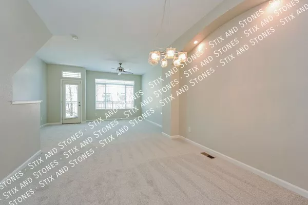 3 bedrooms apartment for rent in Washington Virginia Vale - East Denver, Denver