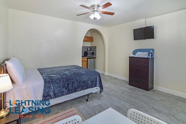 Studio Apartment for rent in Mid City - Central Los Angeles, Los Angeles