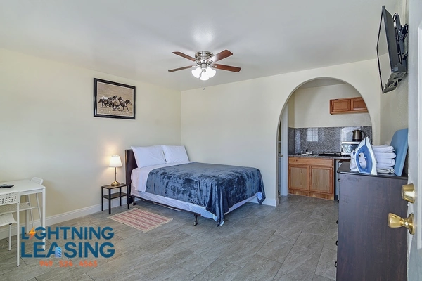 Studio Apartment for rent in Mid City - Central Los Angeles, Los Angeles