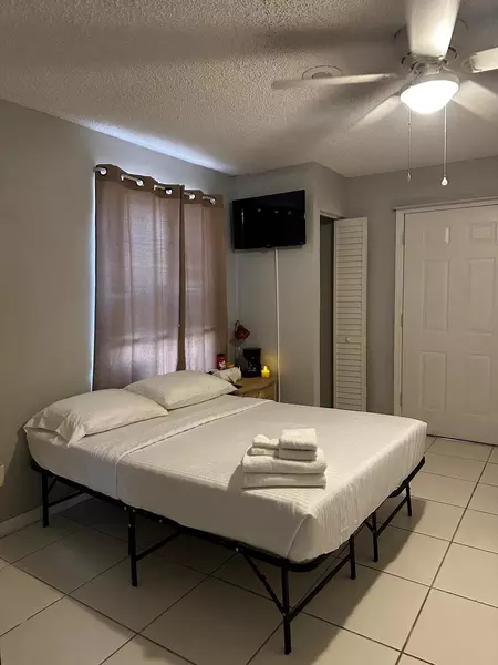 Coliving in Egypt Lake-Leto - North Tampa, Tampa