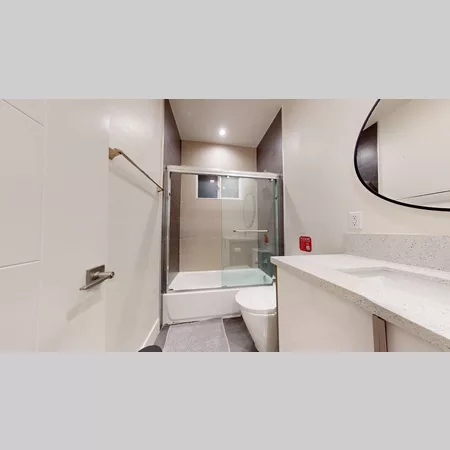 Coliving in Valley Village - San Fernando Valley, Los Angeles