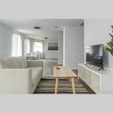 Coliving in Southeast Austin - South Austin, Austin
