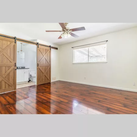 Coliving in North Austin Civic Association - North Austin, Austin