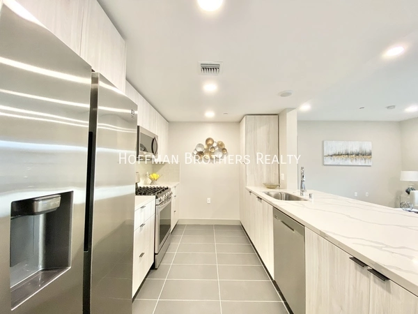 3 bedrooms apartment for rent in Sawtelle - Westside / South Bay, Los Angeles