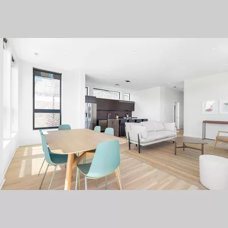 Coliving in Lower West Side - West Side, Chicago