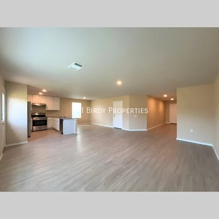 4 bedrooms apartment for rent in Kirby - East SATX, San Antonio