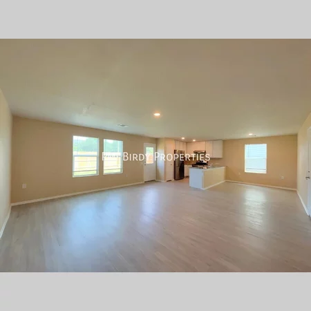 4 bedrooms apartment for rent in Kirby - East SATX, San Antonio
