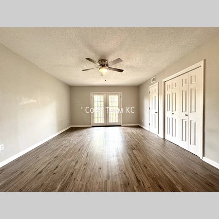 Studio Apartment for rent in Ivanhoe - KCMO, Kansas City