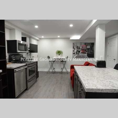 3 bedrooms apartment for rent in Whitehaven - Queensway Terrace North - West Ottawa, Ottawa