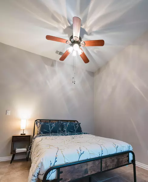 Coliving in Southeast Arlington - Arlington, Dallas