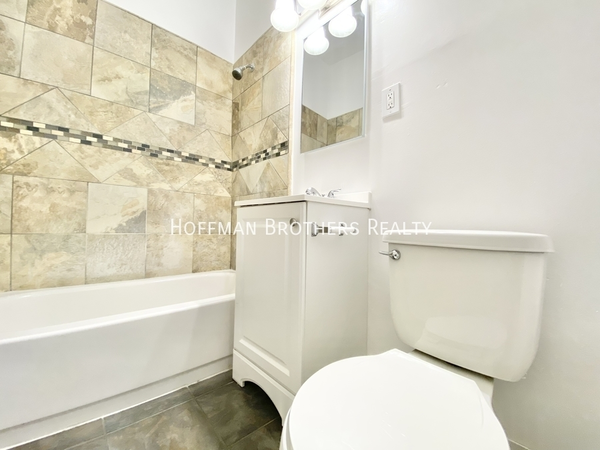 Studio Apartment for rent in Arlington Heights - Central Los Angeles, Los Angeles