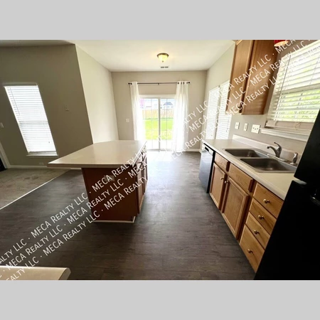 4 bedrooms apartment for rent in Mallard Creek - Withrow Downs - North Charlotte, Charlotte