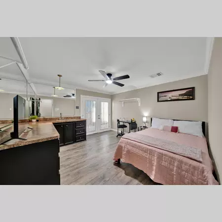 Coliving in Central Southwest - Sw Houston, Houston