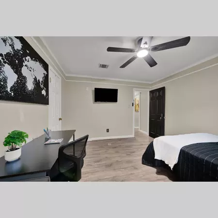 Coliving in Central Southwest - Sw Houston, Houston