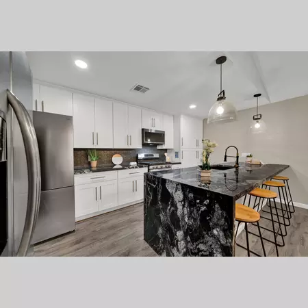 Coliving in Central Southwest - Sw Houston, Houston