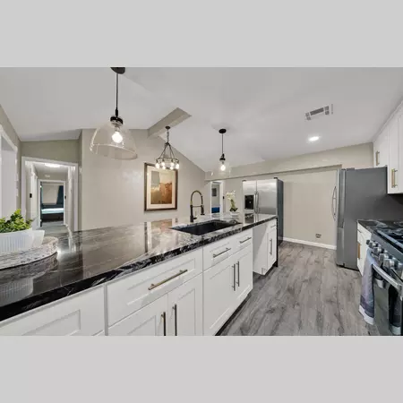 Coliving in Central Southwest - Sw Houston, Houston