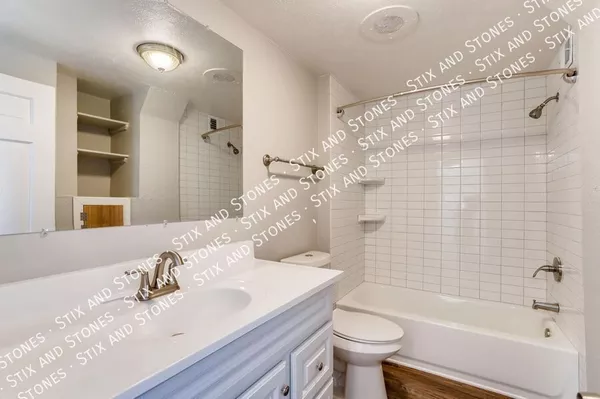 2 bedrooms apartment for rent in Elyria Swansea - North Denver, Denver