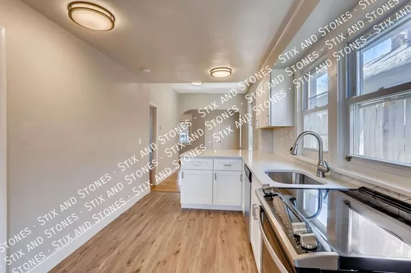 2 bedrooms apartment for rent in Elyria Swansea - North Denver, Denver