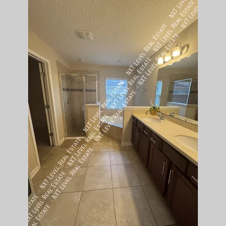 4 bedrooms apartment for rent in Crystal Springs - Westside, Jacksonville