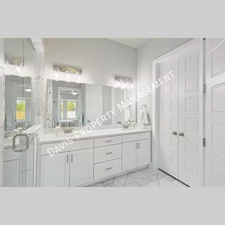 4 bedrooms apartment for rent in Irving - Sw Dallas, Dallas