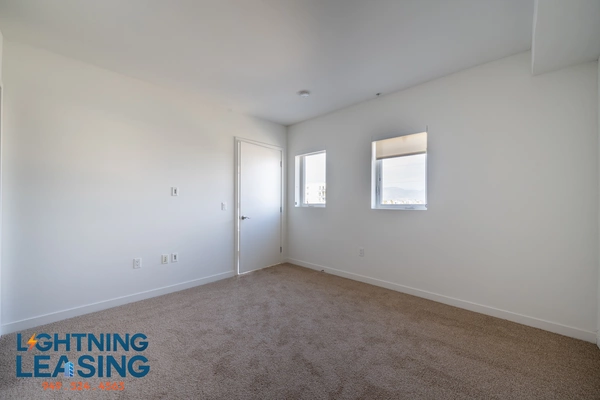 2 bedrooms apartment for rent in Valley Village - San Fernando Valley, Los Angeles