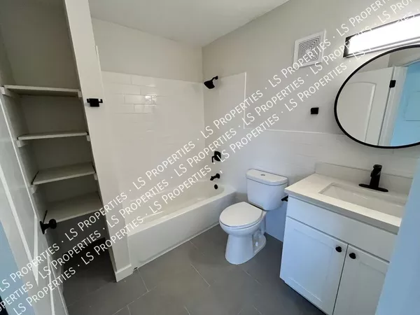 2 bedrooms apartment for rent in Cedar Hills - Westside, Jacksonville