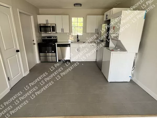 2 bedrooms apartment for rent in Cedar Hills - Westside, Jacksonville